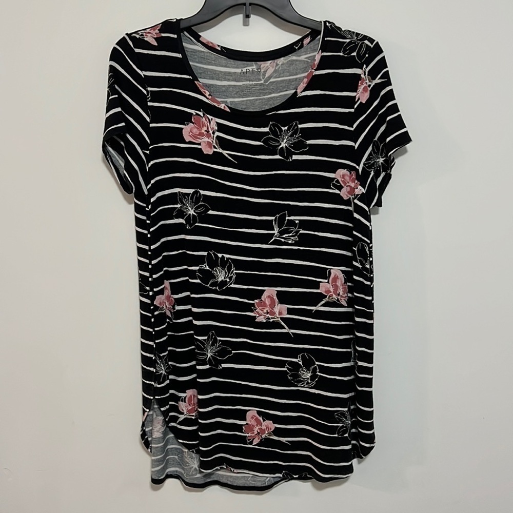 Apt 9 Black Floral and Striped Tunic Shirt Size Medium